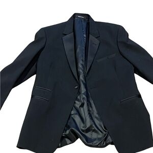 Perry Ellis Tux Jacket-Tuxedo Jacket smooth lapel and sleeves accent size 40r